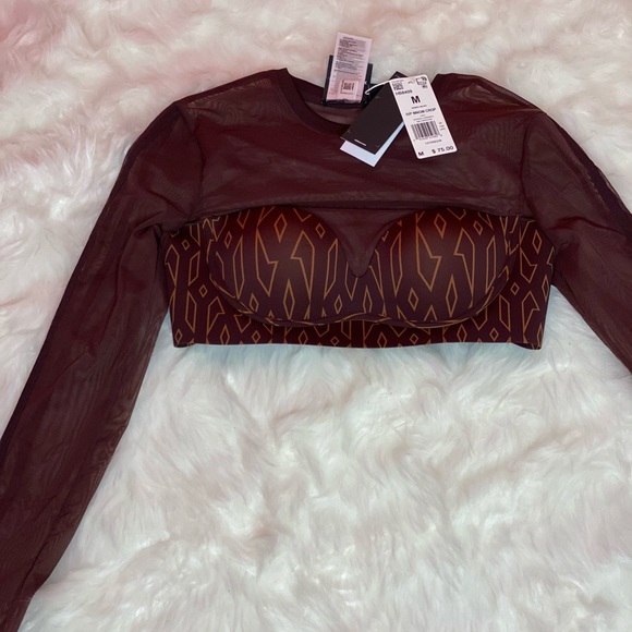 Ivy Park Mesh Crop Top - Picture 3 of 5